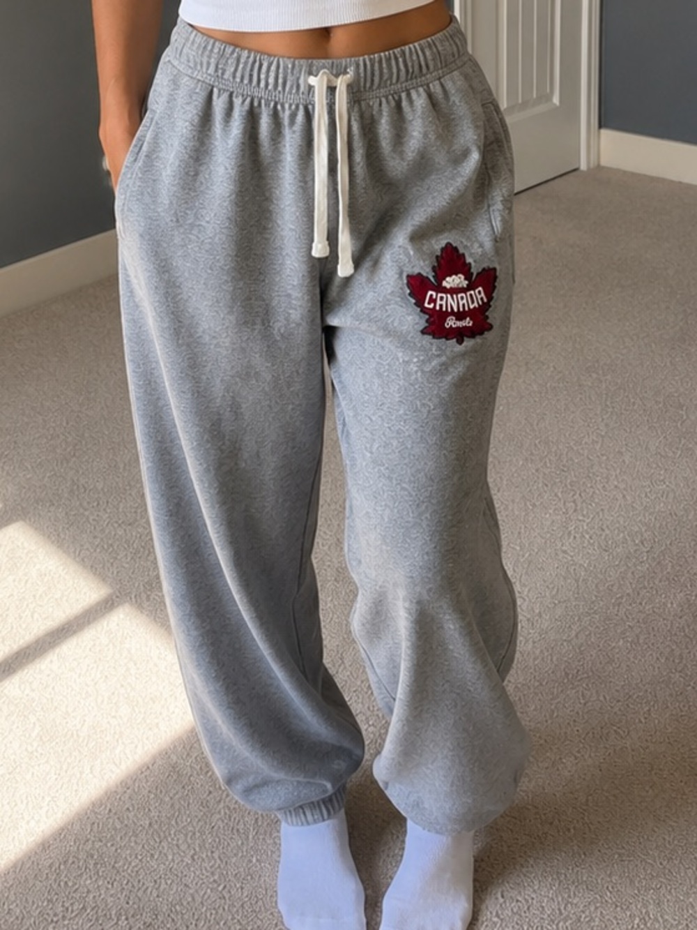 Roots Canada Grey “Canada” Sweatpants – XXS